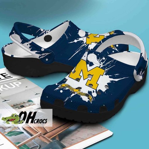 Custom Name Michigan Wolverines Crocs Clog Shoes Gift