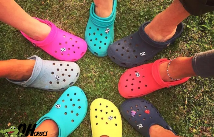 What are the product details of Buffalo Bills Crocs