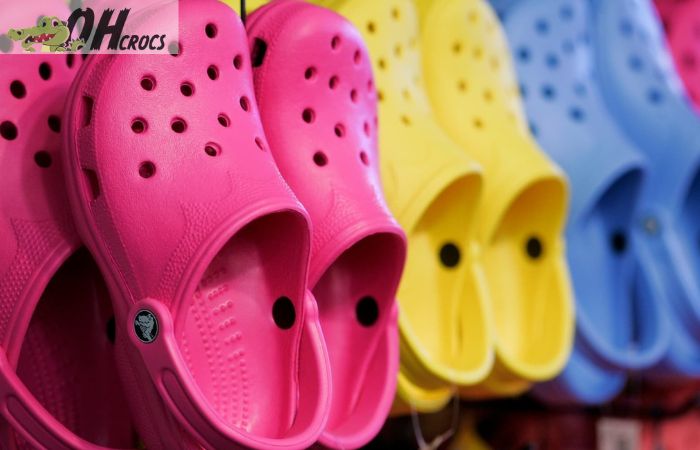 Chicago Bears Crocs product feature highlights